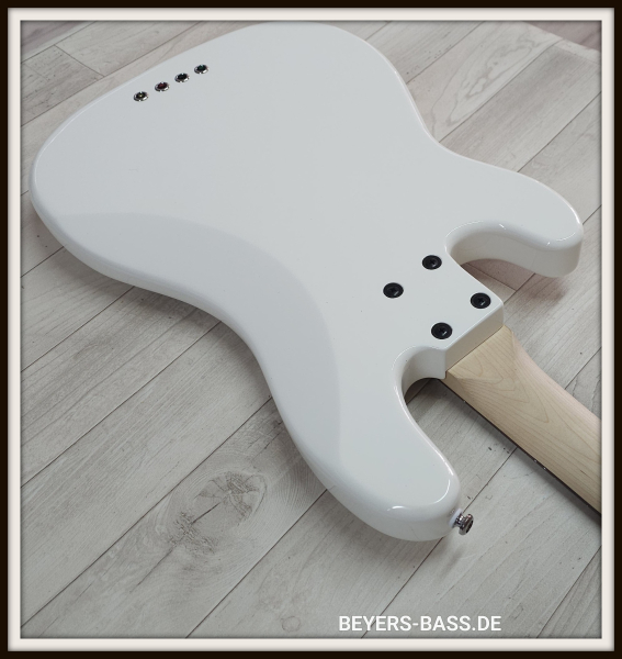 Lakland Skyline 44-64C Custom, White Gloss